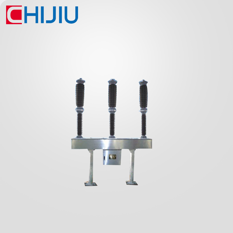 LW38-72.5戶(hù)外六氟化硫斷路器